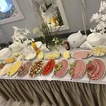 Panorama לינה וארוחת בוקר *